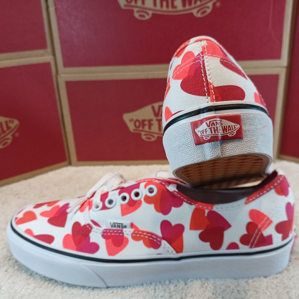 Vans Men's 4 / Women's 5.5 Authentic Hearts Red White VN0A348A40Q